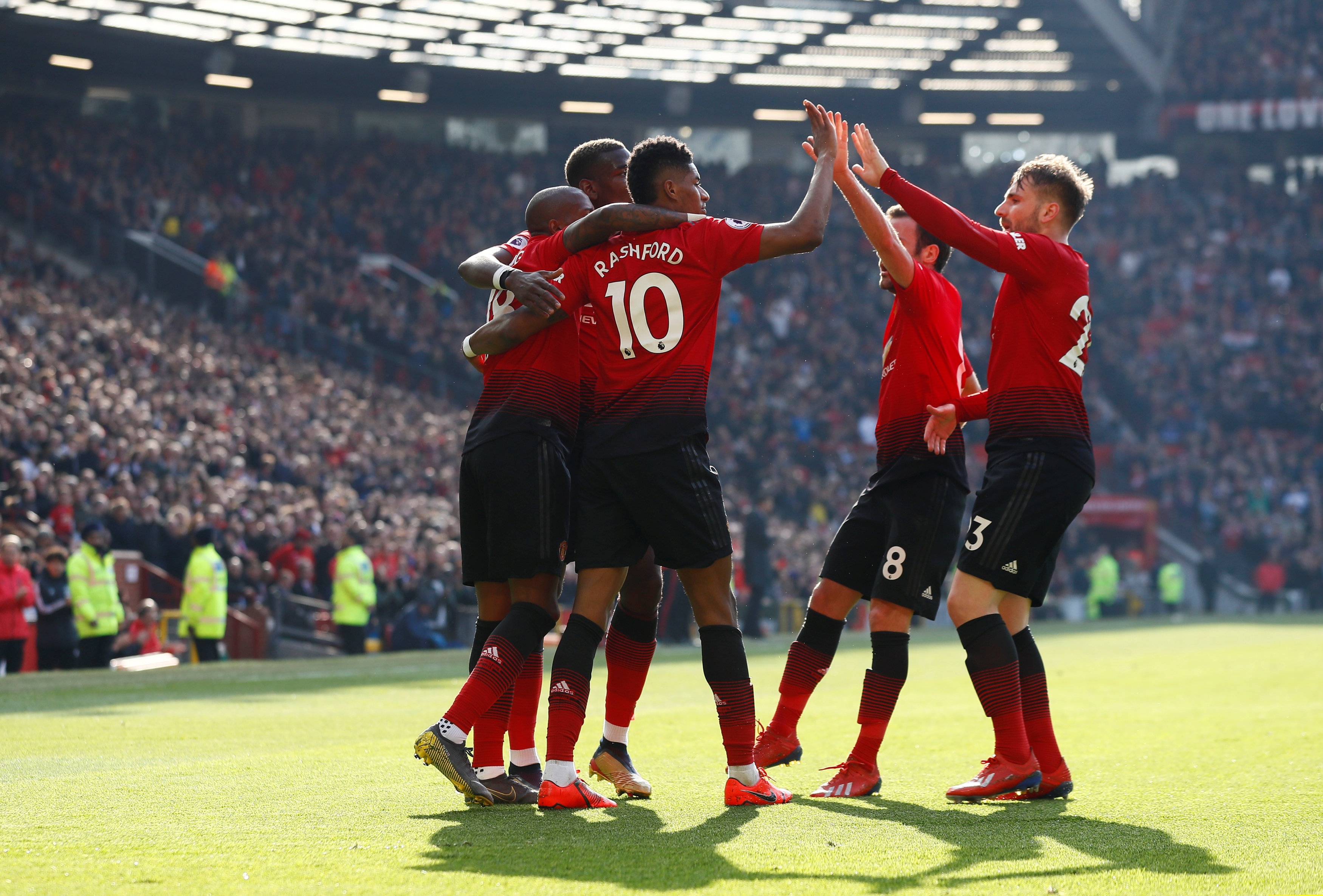 到他在困难 到他在困难